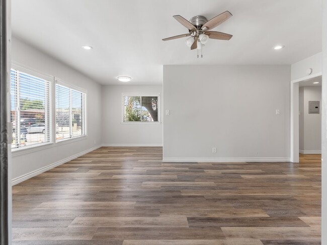 Foto del edificio - 1340 W Parade St