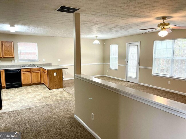 Foto del edificio - 448 Townsend Bend