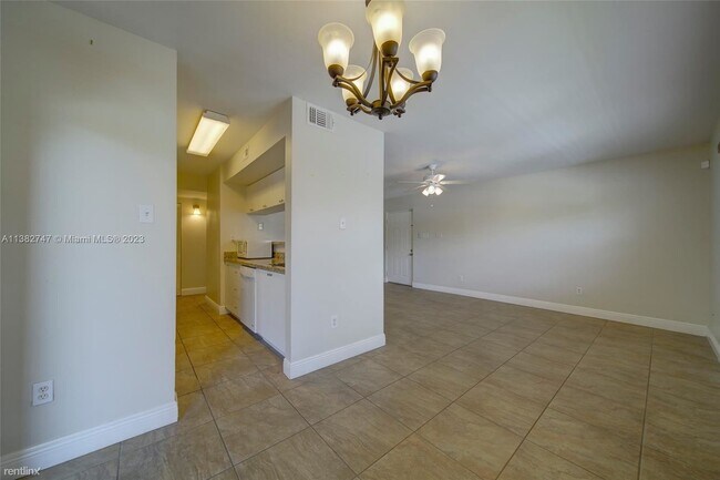 Building Photo - 2 br, 2 bath House - 15285 SW 107th Ln Apt...