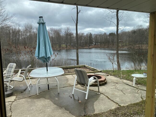 Building Photo - 317 Eastland Dr