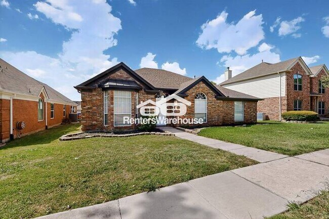 Building Photo - MOVE IN READY Frisco Home