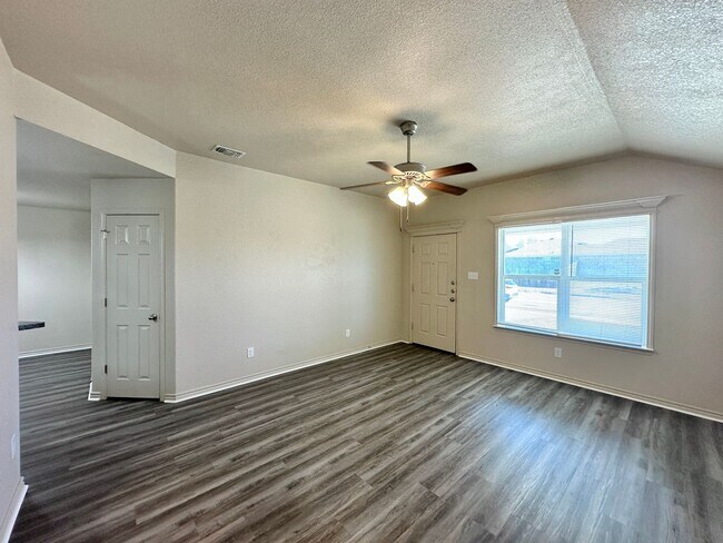 Foto del edificio - 1605 Powder River Dr