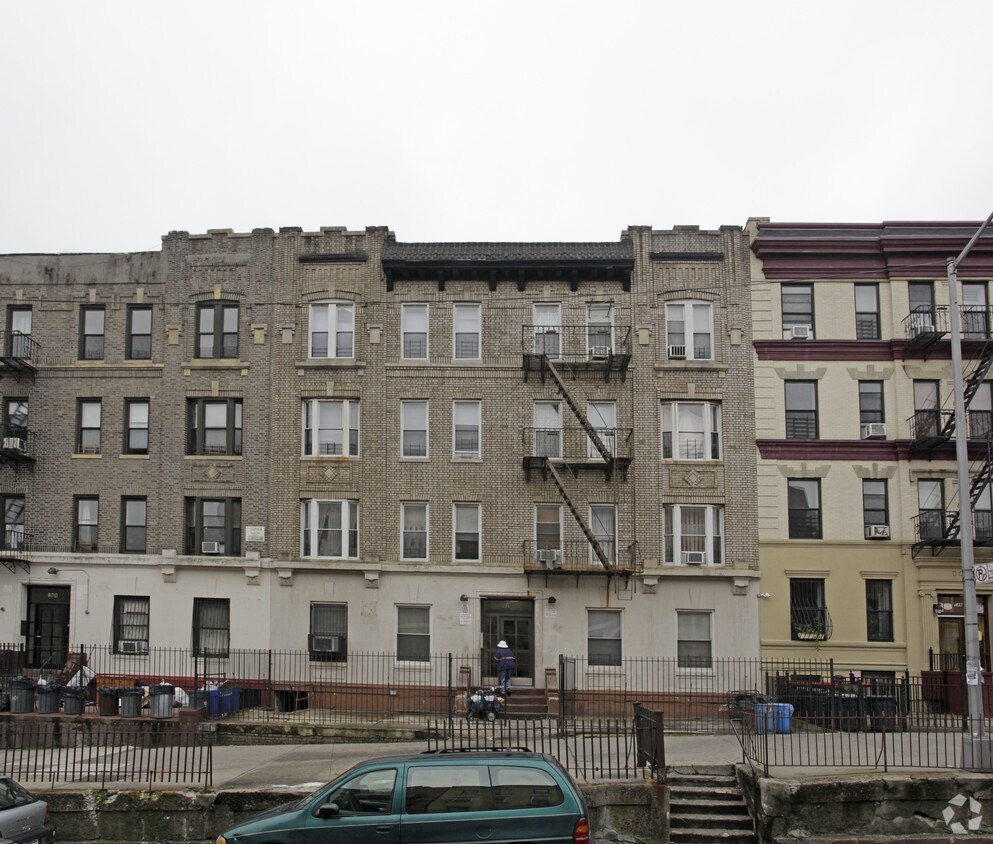 Los apartamentos de 594 Park Place - 594 Park Pl