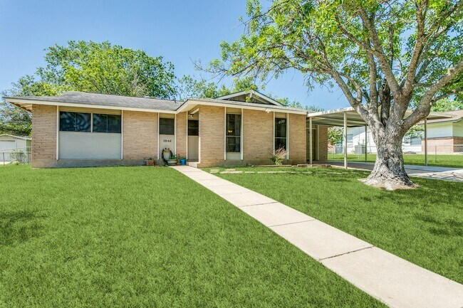 Building Photo - 3942 Viewsite Dr