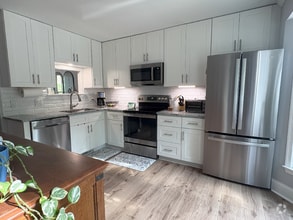 Building Photo - 2679 Broad Oaks Pl