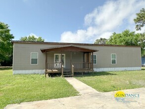 Building Photo - 8415 Tortuga St