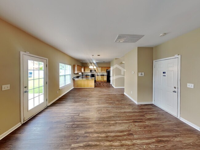 Foto del edificio - 1333 Chapmans Retreat Dr