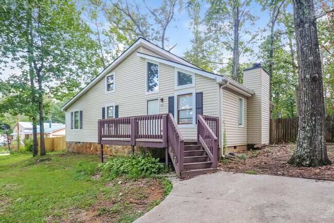 Foto del edificio - 105 Hearthstone Dr