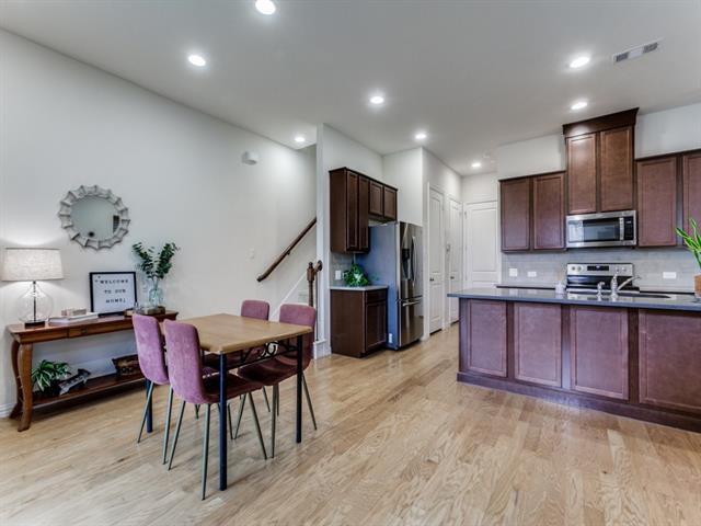 Building Photo - 8254 Primrose Wy