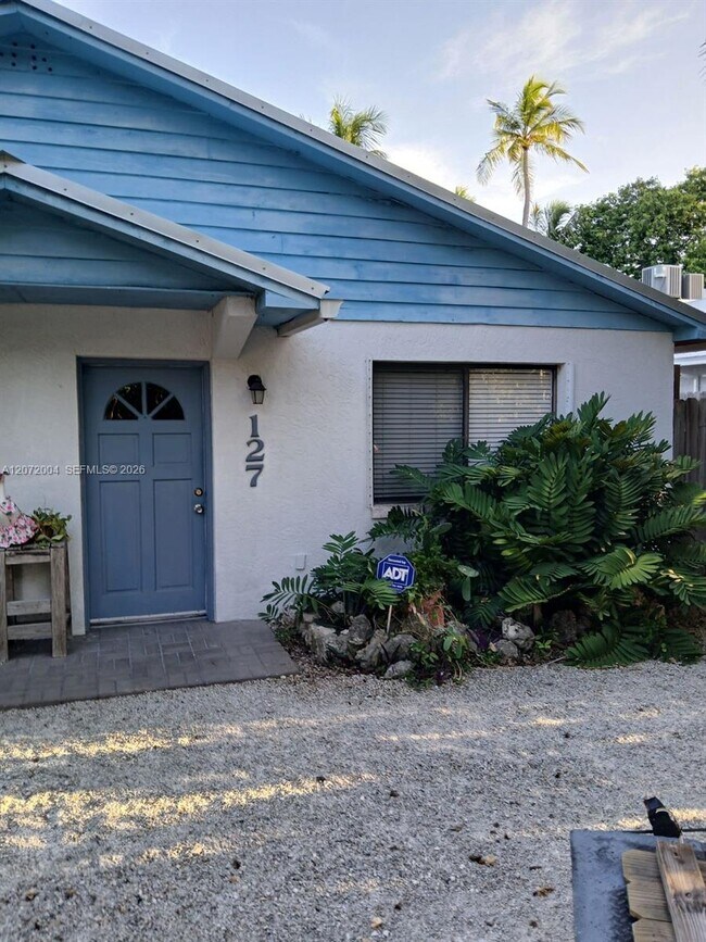 Building Photo - 127 Adobe Casa Ct Dr