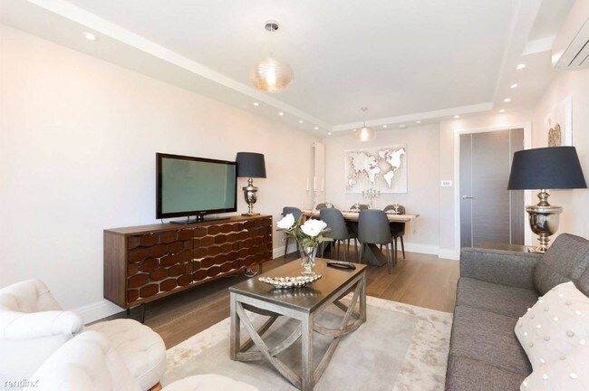 Building Photo - 29600 Island View Dr