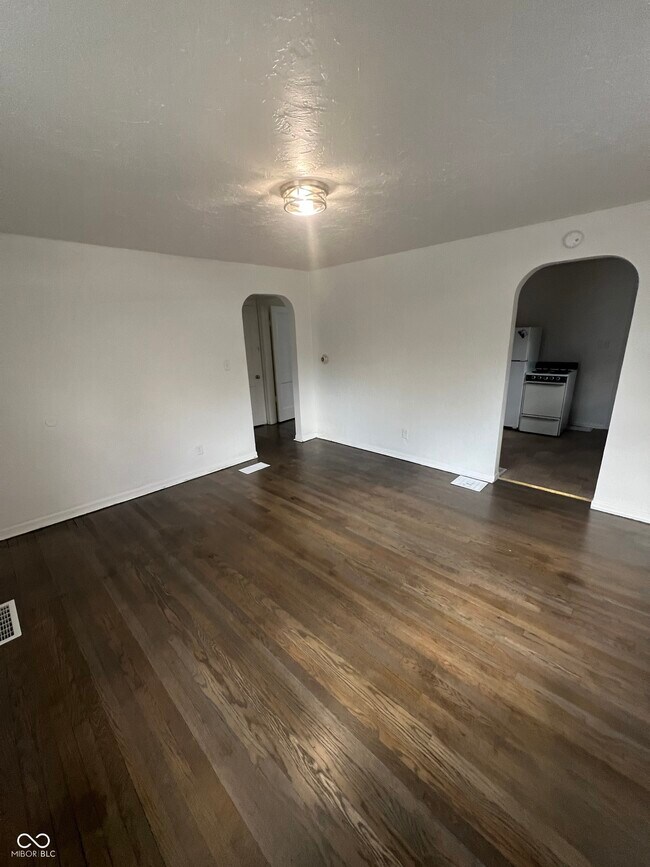 Foto del edificio - 702 W 23rd St