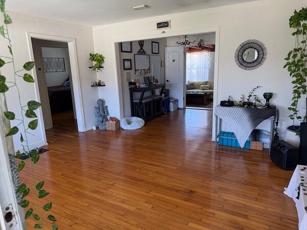 Foto del edificio - 421 Seaview Ave