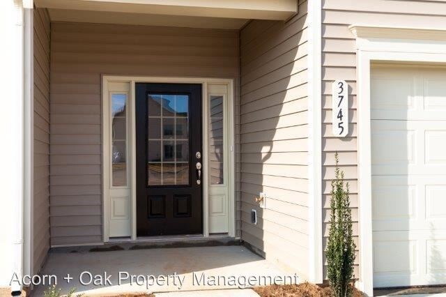 Foto del edificio - 3745 Landshire View Ln