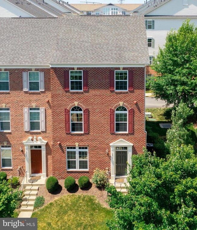 Building Photo - 2279 Merseyside Dr