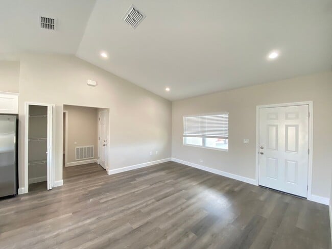 Foto del edificio - Desirable SW Ocala Neighborhood, 3/2/2 **W...