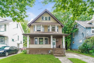 Building Photo - 1454 E 174th St