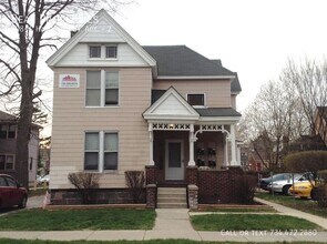 Building Photo - 208 N Hamilton St