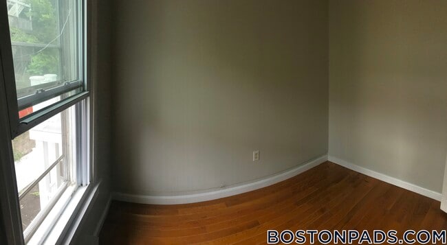 Foto del edificio - 259 Border St