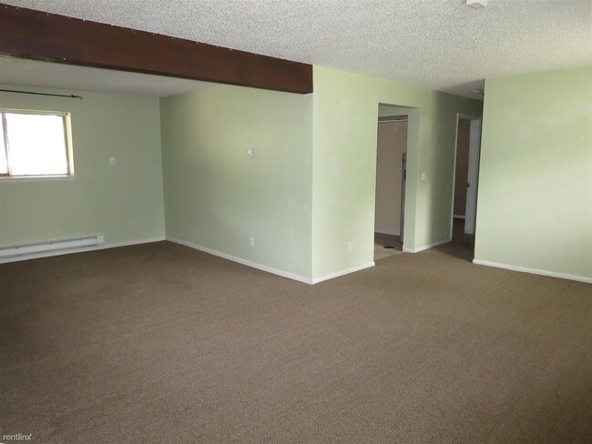 Building Photo - 4 br, 2 bath House - 2491 Ridge Drive