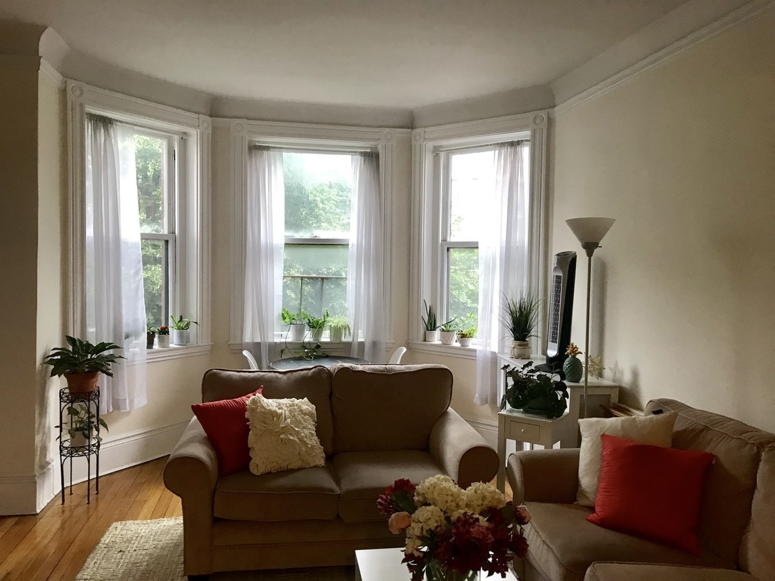 Primary Photo - 481 Beacon St