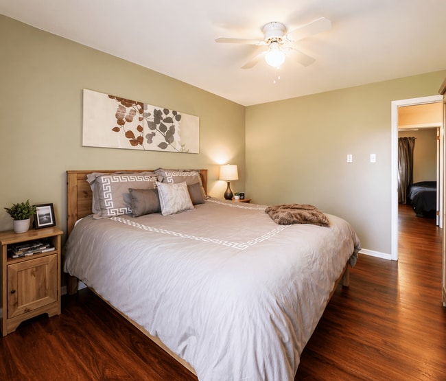 Photo du bâtiment - Kendra Street Apartments