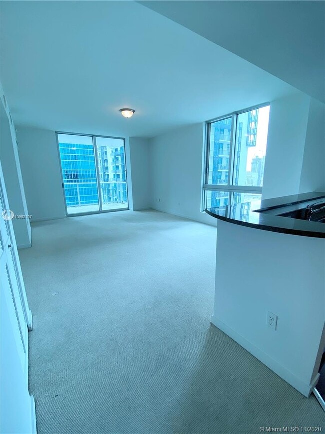 Building Photo - 300 S Biscayne Blvd
