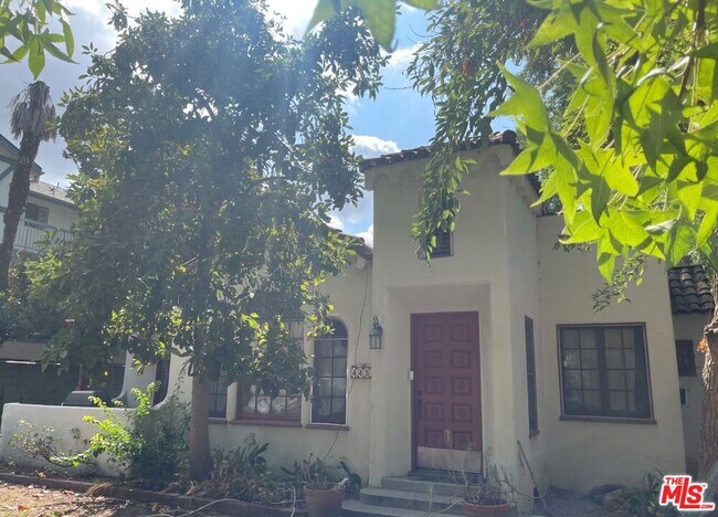 Foto del edificio - 4448 Avocado St