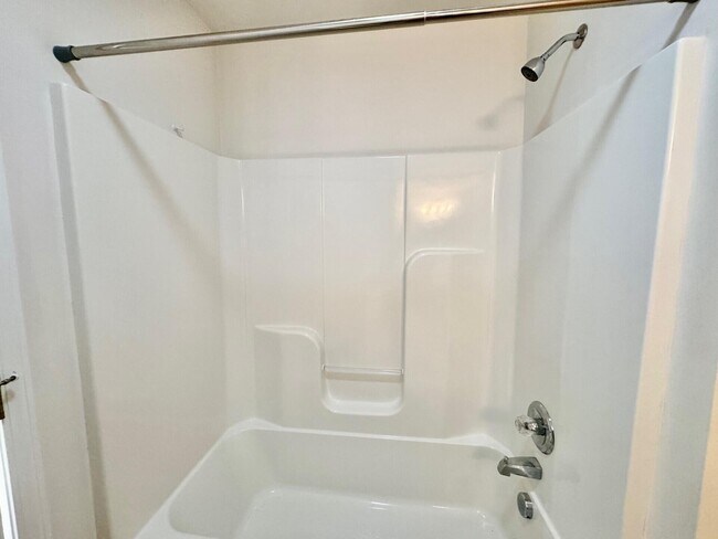 Foto del edificio - 508 Regency Cir