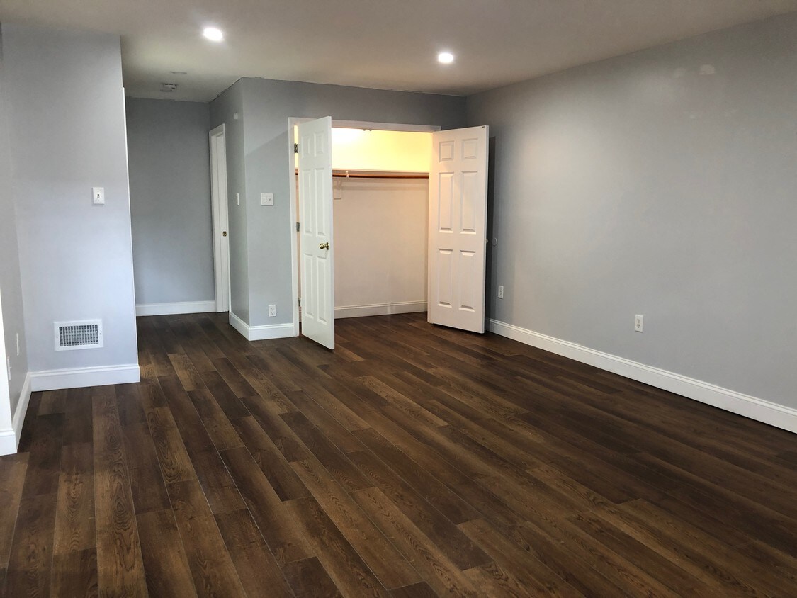 Foto principal - 593 Beech Terrace