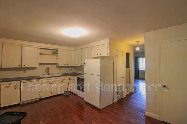Foto del edificio - 1685 Pinckney Park Dr