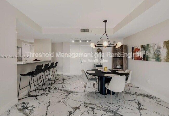 Foto del edificio - 3400 SW 27th Ave