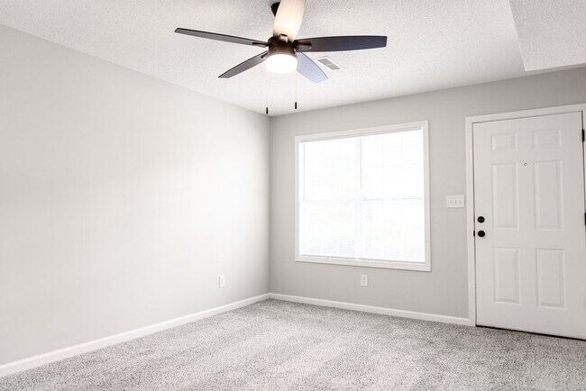 Building Photo - 107 Sango Place Villas Dr