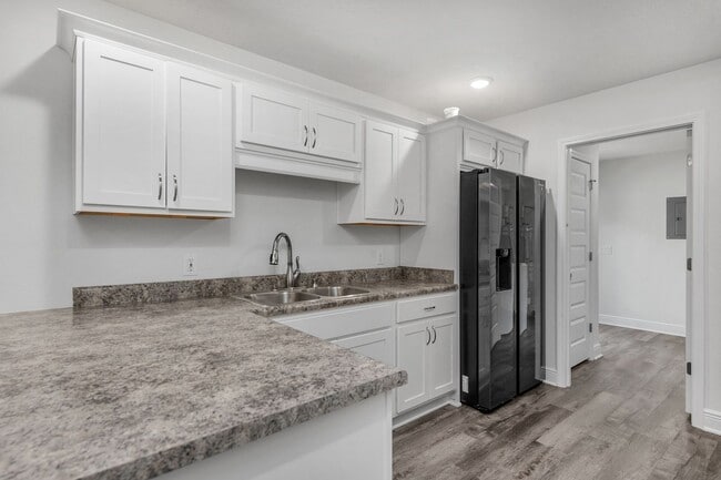 Building Photo - 8154 Lawton St