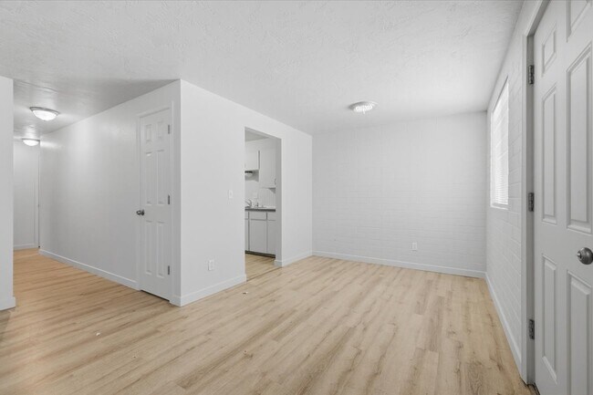 Foto del edificio - 3114 Iowa Ave