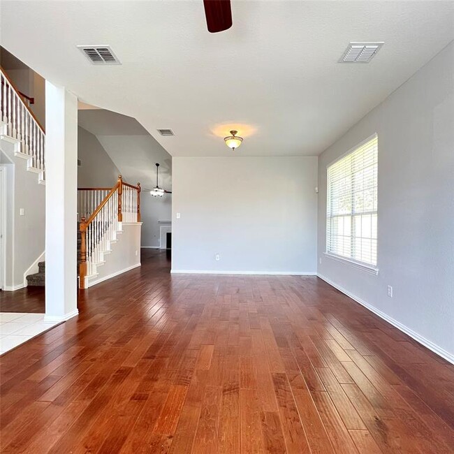 Building Photo - 4304 Stone Hollow Way