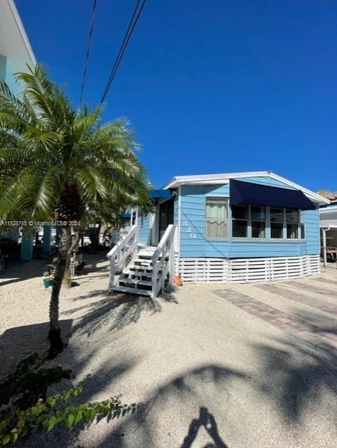 Foto del edificio - 320 Little Miss Muffett Ln