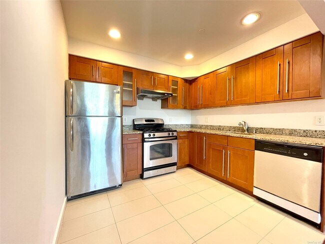 Foto del edificio - 71-57-71161 161 St