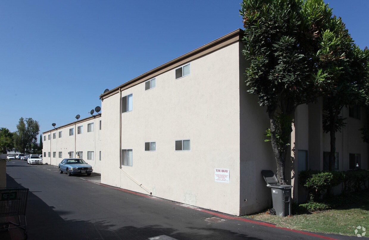 Foto del edificio - Oakdale Gardens