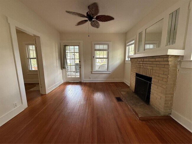 Foto del edificio - 731 SE 9th St