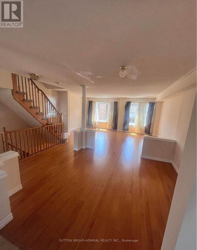 Building Photo - 27 Frost King Ln