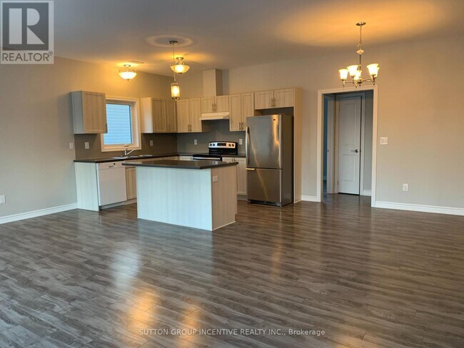 Photo du bâtiment - 1803A RIVER ROAD W