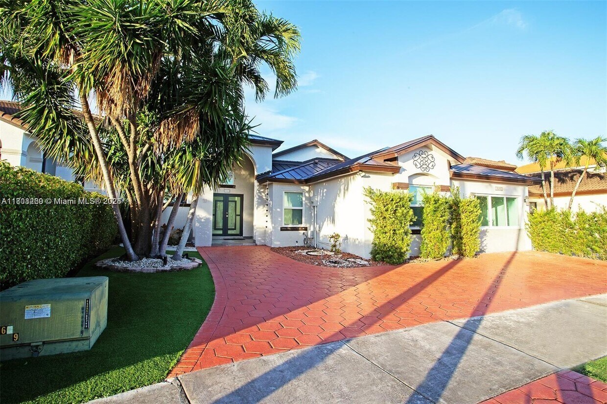 Primary Photo - 13285 NW 11th St