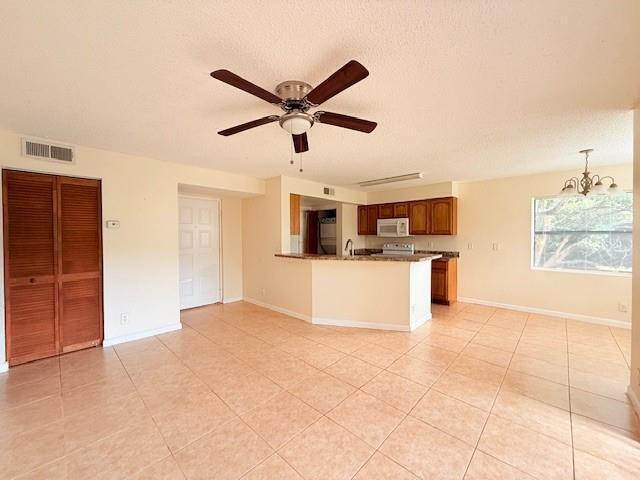 Foto del edificio - 9999 Summerbreeze Dr