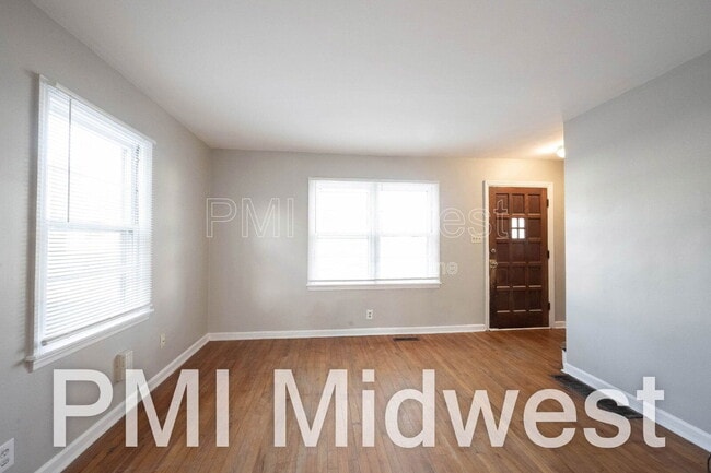 Foto del edificio - 1319 N Alton Ave