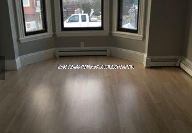 Foto principal - 225 E Eagle St