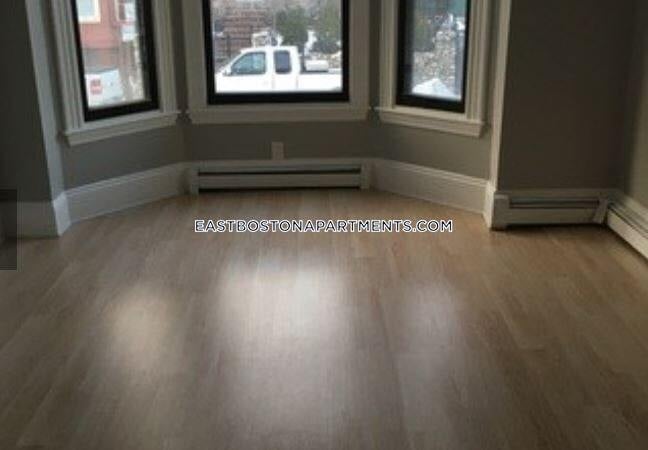 Primary Photo - 225 E Eagle St
