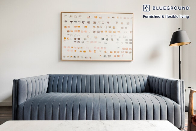 Foto del edificio - 61 W Erie St