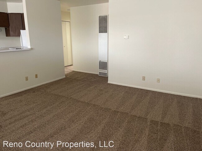 Building Photo - 1 br, 1 bath House - 218 3rd St Apt D