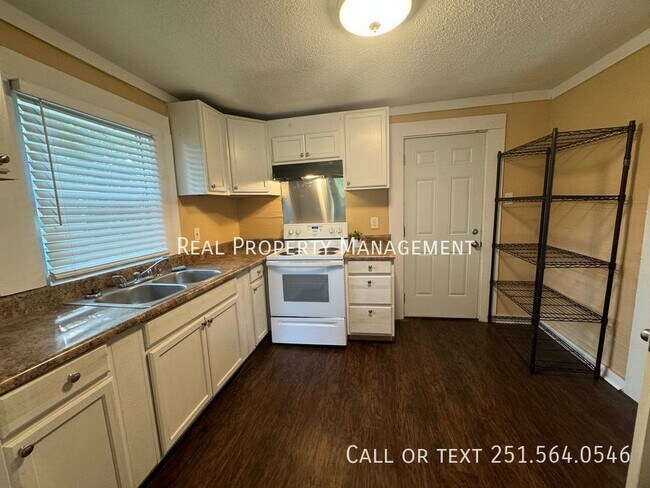 Foto del edificio - 2054 Andrews St.